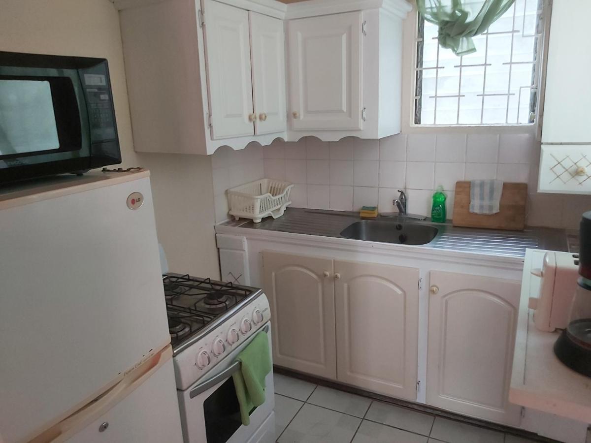 Ocean View Apartments Bridgetown Luaran gambar