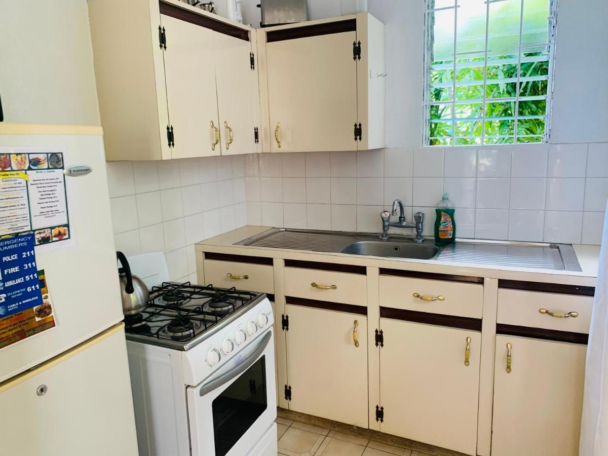Ocean View Apartments Bridgetown Luaran gambar